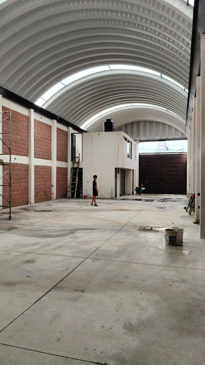 BODEGA EN RENTA SANTA ANA TLAPATITLÁN TOLUCA